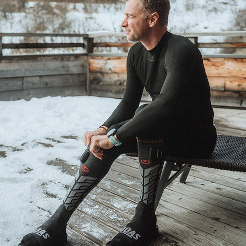 Thermic Ultra Warm Performance Heated Socks SET plus S-Pack 1400BT Lifestyle